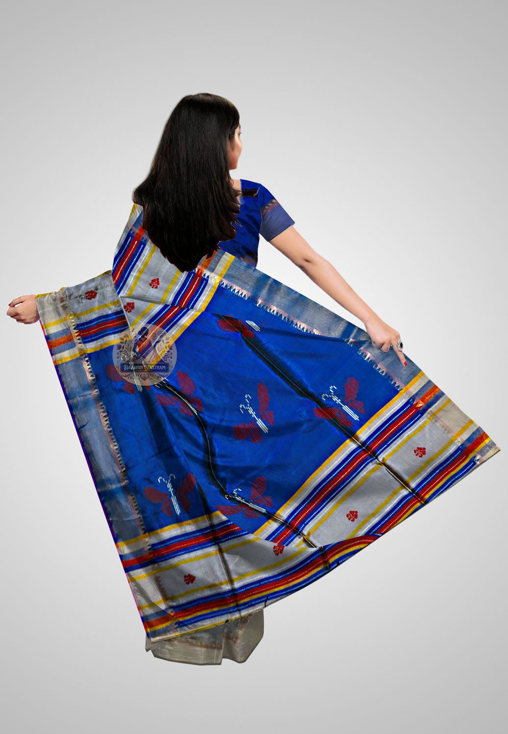 Rear View of Pure Silk Saree – Highlighting pallu design in motion