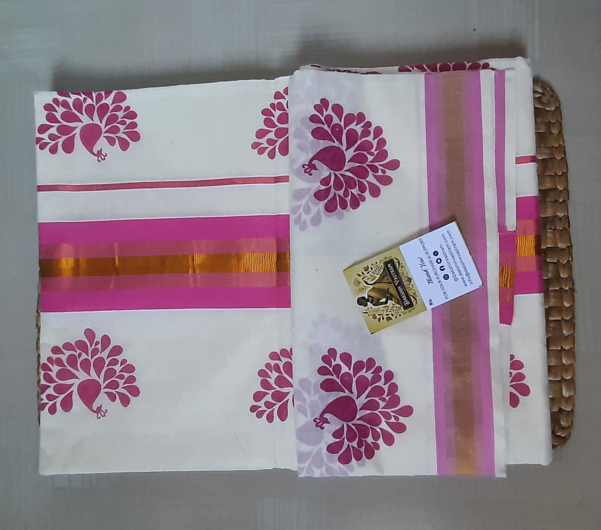 Buy Organic Kasavu Cotton Saree online – Organic Cotton Kasavu Saree rear view
